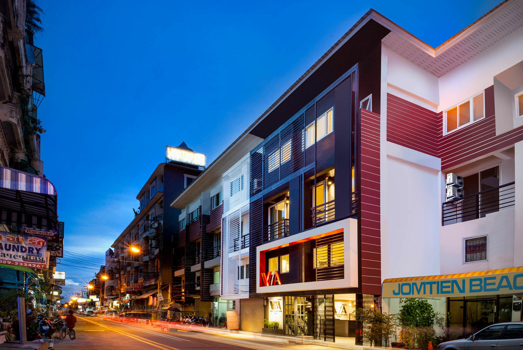 W1A Jomtien Hotel Екстериор снимка