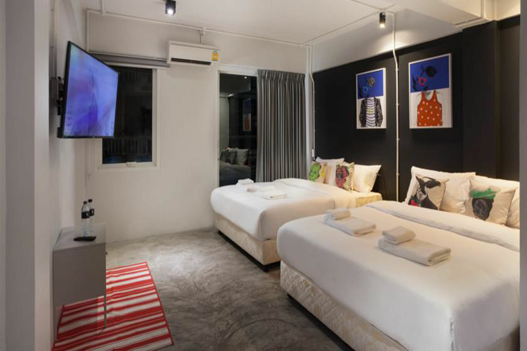 W1A Jomtien Hotel Екстериор снимка