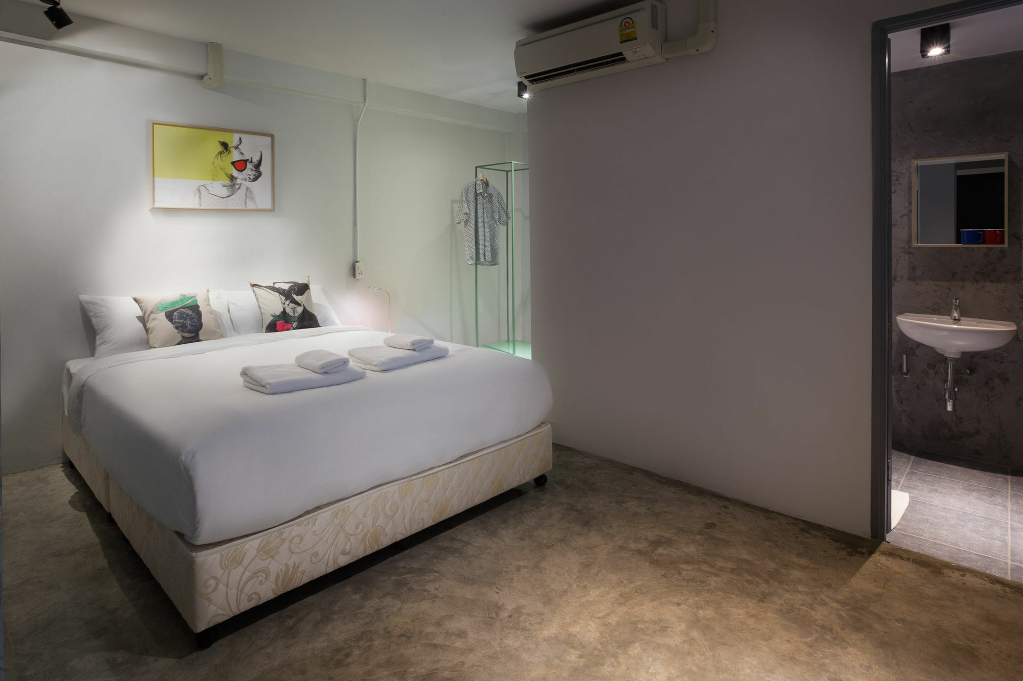 W1A Jomtien Hotel Екстериор снимка